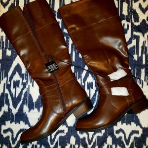 NWT knee high riding boots